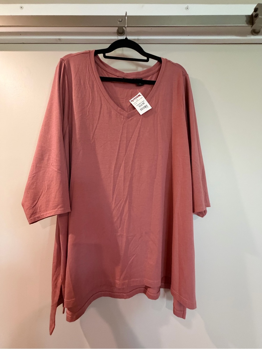 Tahari Women's V-Neck Mid Arm Sleeve Top - Rose